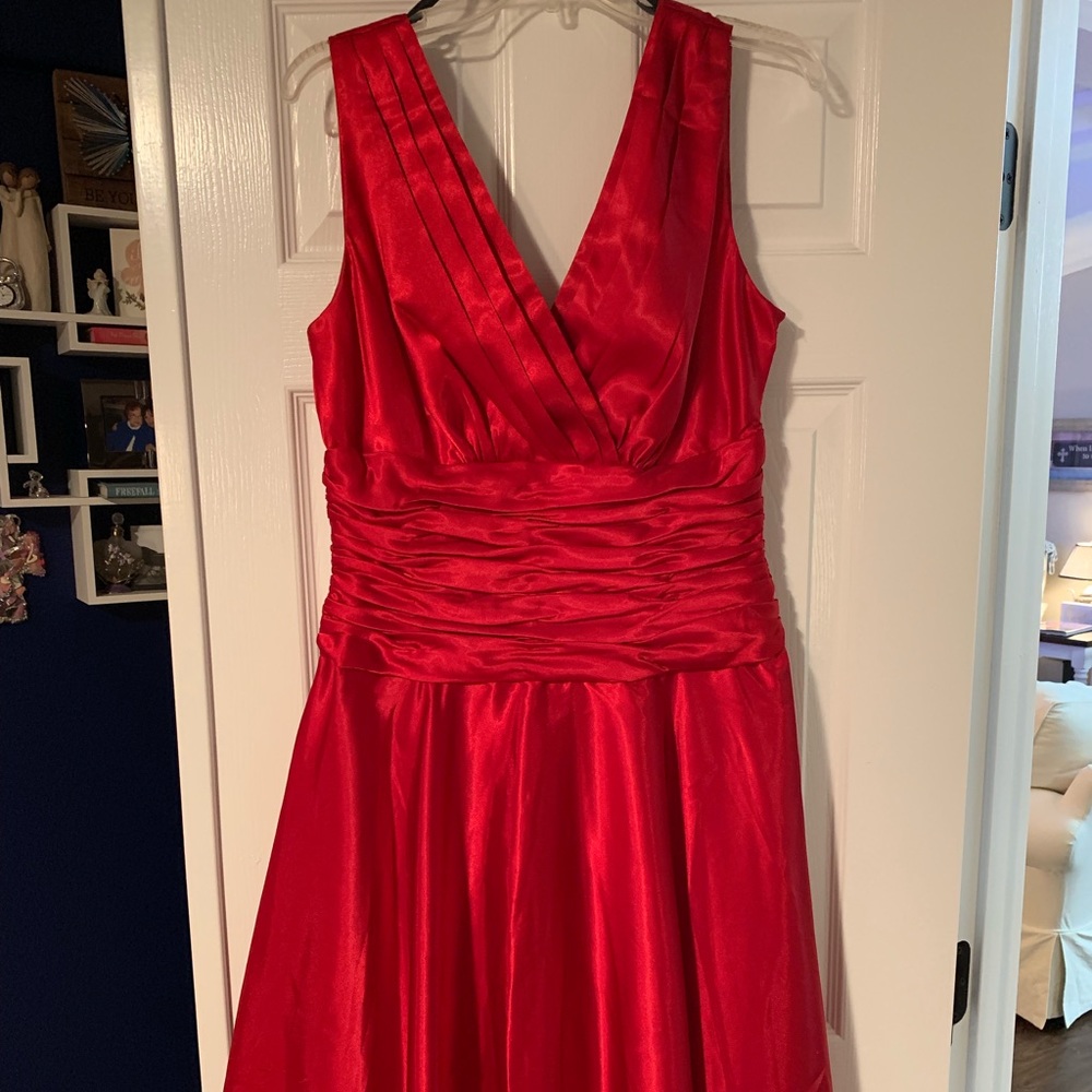 ❤️ Beautiful Red Dress